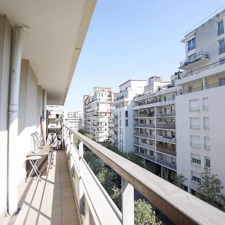 דירה Apt With Balcon 10min From La Defense *